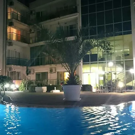 Alexander Complex Lägenhet *